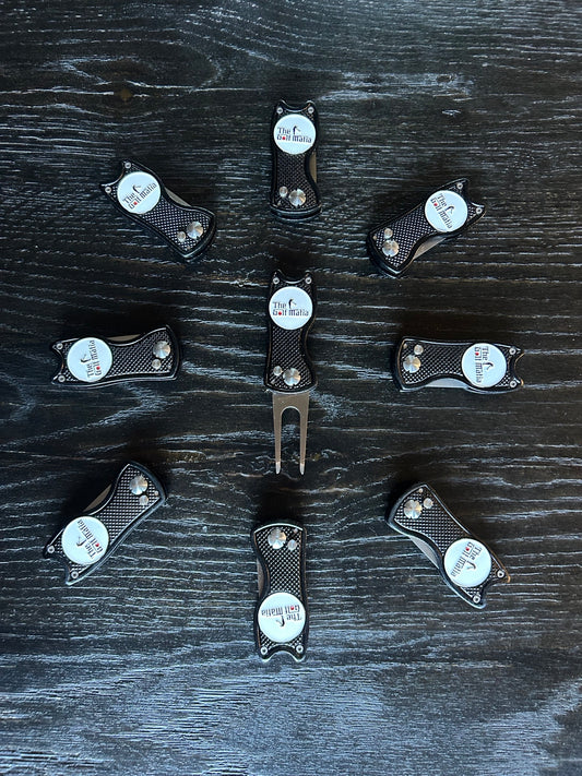 Divot tool